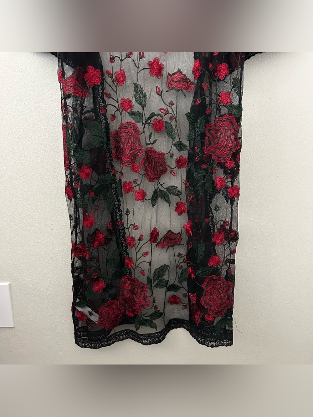 Lularoe Long Sheer Lace Duster Sweater S Black Red Embroidered Floral Whimsigoth - Picture 8 of 9